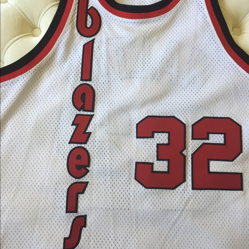 NBA Authentic Portland Blazers Basketball Jersey - Picture 4 of 8